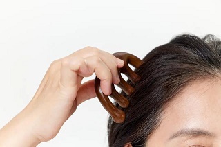 女性脱发的严重性远超 “外观问题”